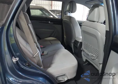 2015 Kia Sorento Lx z USA, uszkodzony, nr VIN 5XYKT3A66FG595363